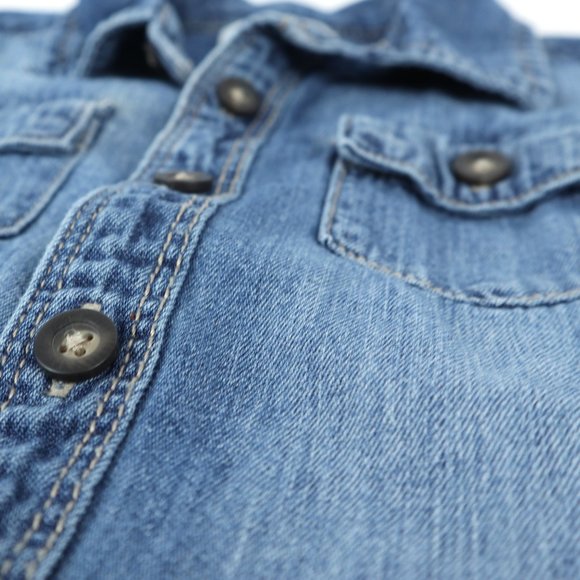 OLD NAVY chambray shirt, boy's size 4T - Picture 2 of 4